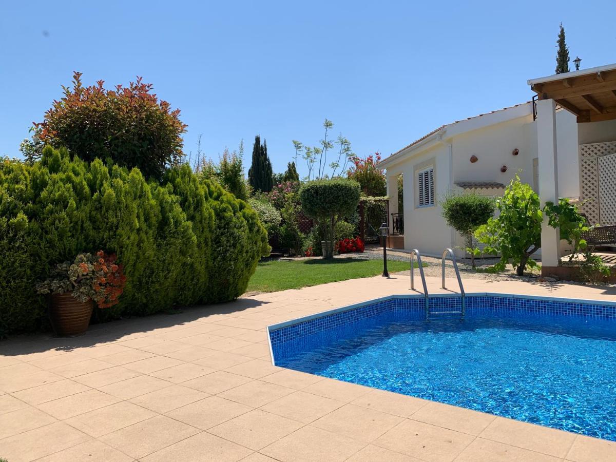 Beach Villa Sofia Neo Chorio Exterior photo