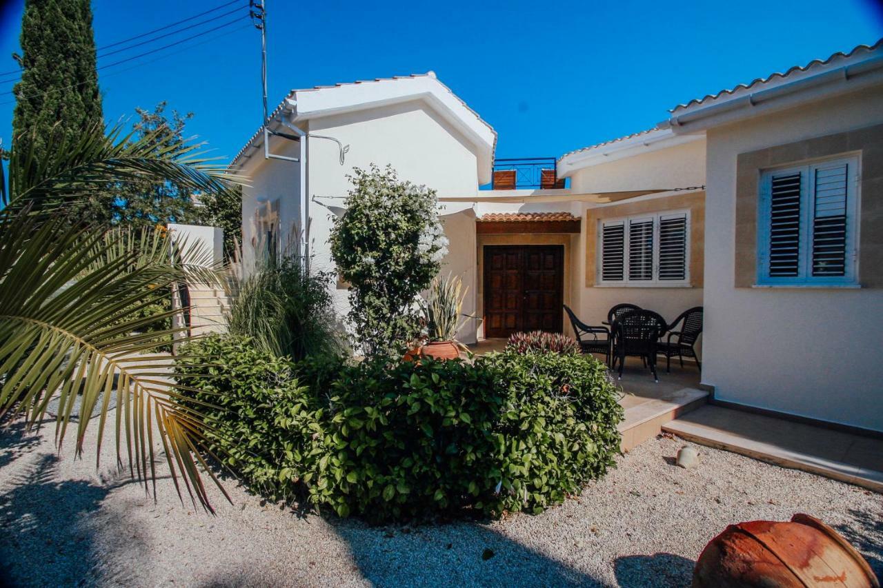 Beach Villa Sofia Neo Chorio Exterior photo